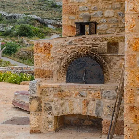 Ippola Boutique Hotel 4*