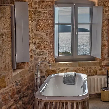 Hotel Ippola Boutique 4*