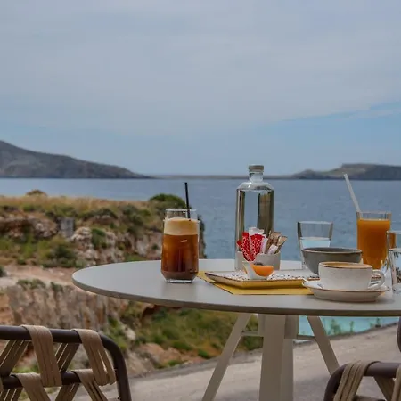 Ippola Boutique Erimos