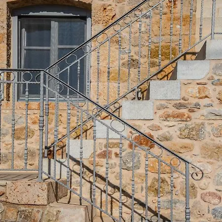 Ippola Boutique Erimos