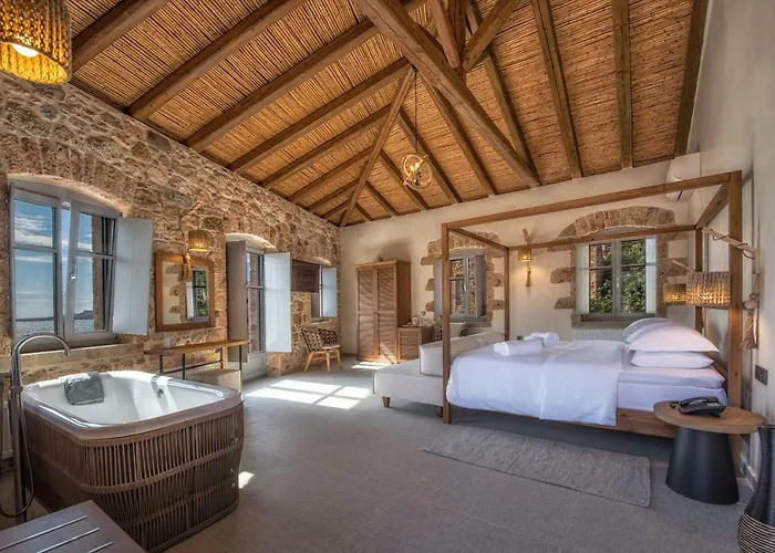 Ippola Boutique ホテル 4*