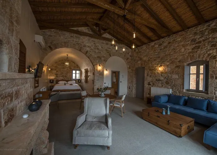 ホテル Ippola Boutique Érimos