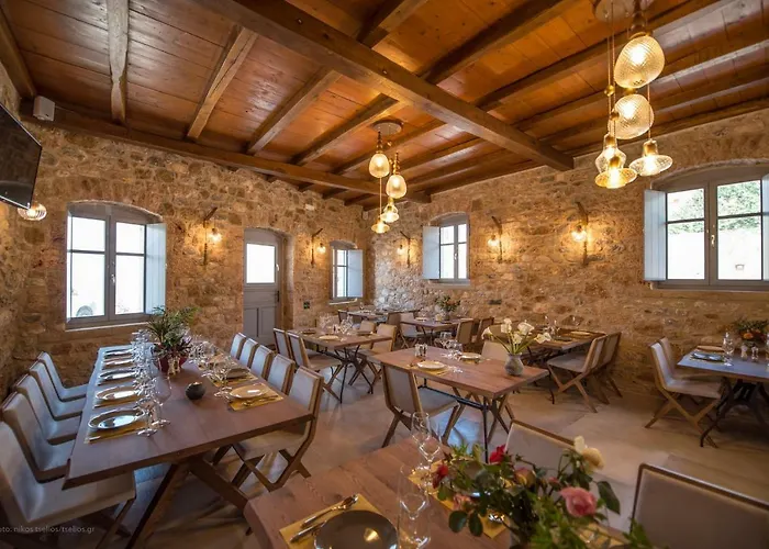 Ippola Boutique Érimos